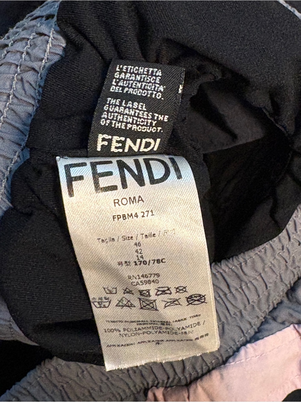 FENDI MENS EYES SWIM SHORTS SIZE 46(US S) - Picture 8 of 14